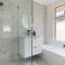 Stylish 5-Bedroom Home Geographe
