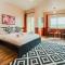 Distinct & Decent 2 BDR Apt Steps From Nightlife and Airport - Каїр