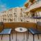 Distinct & Decent 2 BDR Apt Steps From Nightlife and Airport - Каїр