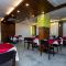 Super Hotel O Mohit Regency - Bhopal
