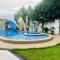 VickyBella's FUNadise Private Resort - Cauayan