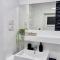 C-Home4U - Apartment with a city view close to AquaPark, up to 4 people, parking in secured area - Krakau