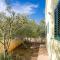 HOLIDAY HOUSE Ose