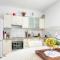 HOLIDAY HOUSE Ose