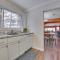 7 Mi to Nubs Nob Lakefront Abode with Fire Pit! - 佩托斯基