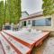 7 Mi to Nubs Nob Lakefront Abode with Fire Pit! - 佩托斯基