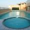 Cozy Private Studio -Near Beach -City View -Downtown Sharjah - Pool & Gym - 沙迦