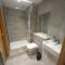 Central Modern and Spacious River view Apartment with parking - 诺丁汉