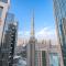 Elegant 1BR with Stunning Views at 29 Boulevard - 迪拜