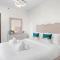 Elegant 1BR with Stunning Views at 29 Boulevard - 迪拜
