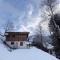 Chalet Close to Megève and the Ski Slopes - 阿尔利河畔普拉兹