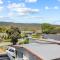 Coastal Lifestyle in Modern 3BR Rosebud Townhouse