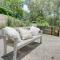 Luxurious 4-BR Hinterland Retreat - Scenic Views
