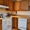 Trailside Village #6 - Slopeside 3BR 2BA, Hot Tub, Sauna, Ski In Ski Out on Great Eastern - 基灵顿