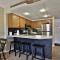 Pico Mountain Condo C-307 - 1 BR, 1BA Steps to Pico Ski Slopes, Bus to Killington - Killington