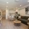 Luxurious Manly Retreat with Beachside Bliss