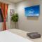 Newly Built 3BR Luxe Near Disneyland&Beaches - Sleeps up to 14 w Game Room, Balcony, 2 King Beds & Parking! - Midway City