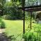 L Chiam Self-Catering Cottage