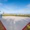 4993FP TOWNHOUSE 4 BEDROOMS & 3 BATHROOMS + POOL