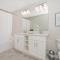 3180-305MN STOREY LAKE, CONDO 2/2 POOL VIEW - Кіссіммі