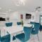Stunning 4BR Oasis with Pool, 14 minutes to the Ocean - هوليوود