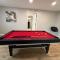 Just like home w Pool & Pool table - Milford