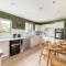 Central Malham Wellbeing Escape, 5-bed house with yoga studio