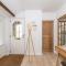 Central Malham Wellbeing Escape, 5-bed house with yoga studio
