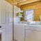 2 Mi to Lake Arrowhead Village Pet-Friendly Cabin - 箭头湖