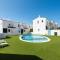 3 Bedroom Villa, 300m to Arenal d'en Castell Beach - Punta Grossa