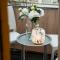 1 BR Studio - ZENTRAL - TERRASSE - KÜCHE - WIFI - BUSINESS - RUHIG