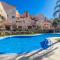Surf Apartment - Wifi - Parking - Swimming Pool - Patio - Garden