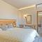 Thalassa Suites