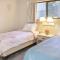 3BR Resort-View Condo with Private BBQ & Parking - اوشن بينس