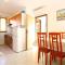 Apartments Orange 768