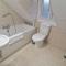 Hereford - Falcon House - Spacious 5 Bedroom House With Games Room - Sleeps 14 Guests - Great Property For Family & Friends Gathering Together - Hosted by RENTMYHOUSE