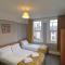 Hereford - Falcon House - Spacious 5 Bedroom House With Games Room - Sleeps 14 Guests - Great Property For Family & Friends Gathering Together - Hosted by RENTMYHOUSE