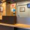 B&B HOTEL Evreux - 埃夫勒