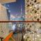 Stunning Waterfront Burj Views with Pool & Gym, Sleeps 6 - 迪拜