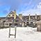 The Mountain Green Nook with Views, Shuttle Bus, Pools, Hot Tub, Gym, Ski Shop, Restaurant - 基灵顿