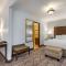 Best Western Plus Longbranch Hotel & Convention Center - سيدار رابيدز