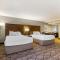 Best Western Plus Longbranch Hotel & Convention Center - سيدار رابيدز