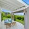 Ocean 5 Happy Bay 6 Bedroom Villa, Stunning Ocean Views, 2 beaches, close to Grand-Case dining