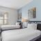 Cozy Condo w FREE Vista Cay Resort Access