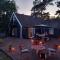 Charming Cottage Near The Beach