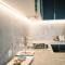 Stunning HighLevel 2br at WSP