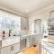 Walk to UK Campus Charming Home with Patio! - 列克星敦