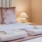 The Cali on Edward - Open & Airy Ambiance