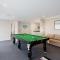 Hamptons in Torquay - 5 bath, Pool, Spa & Theatre! - 托基