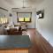 Manley St Suite